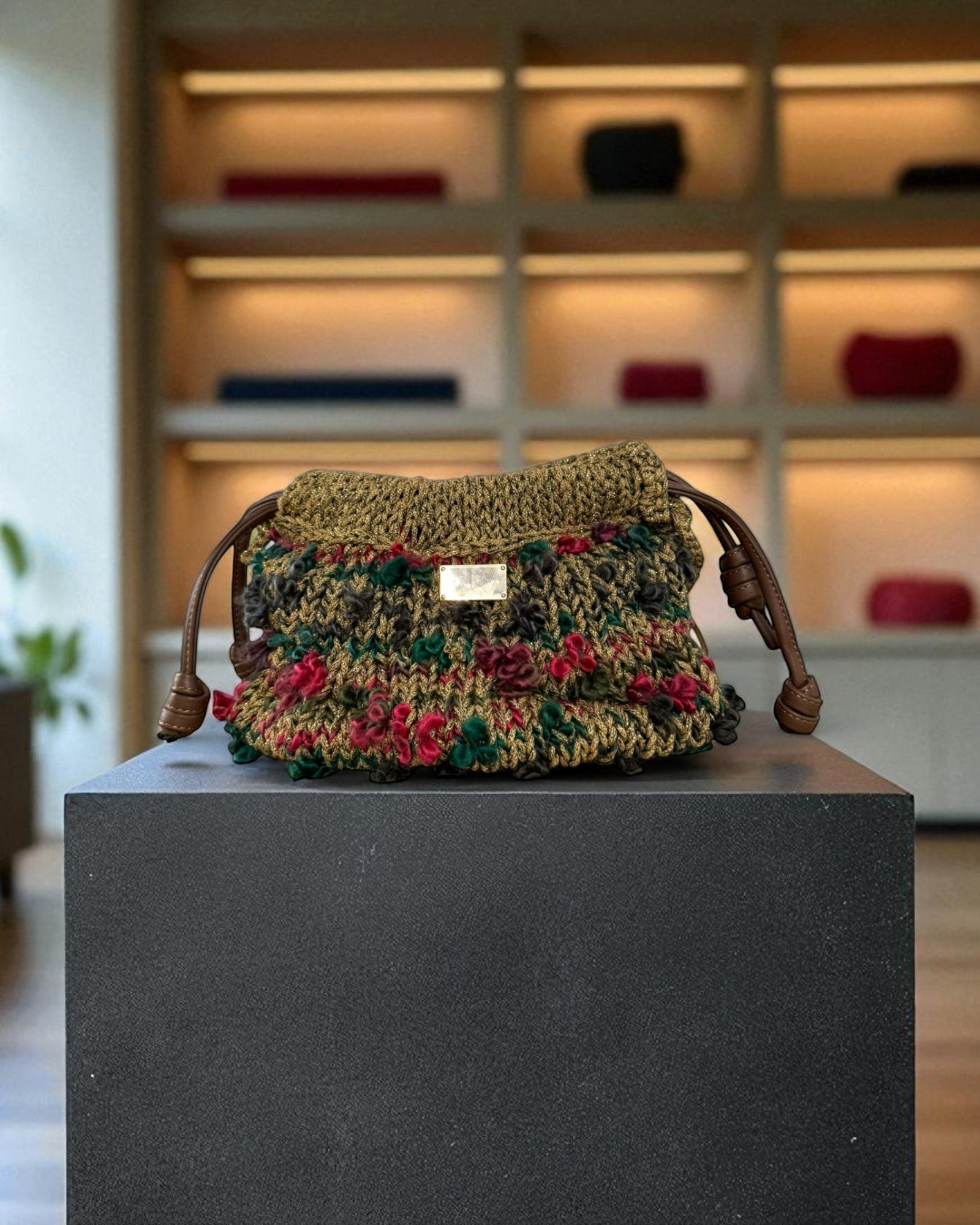 Bolso Copenhague FW25/26 de The Labbo en colores blanco multicolor y dorado, tejido artesanal en lana y polipropileno reciclad