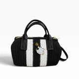 Bolso Bowling Urbana Negro y Blanco con ranita de metal esmaltado, vista frontal
