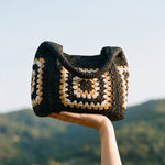 Bolso de Rafia Granny en Color Negro hecho a mano.