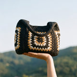 Bolso de Rafia Granny en Color Negro hecho a mano.