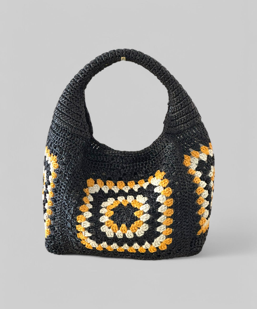 Bolso Granny en color negro de Rafia de Rayon