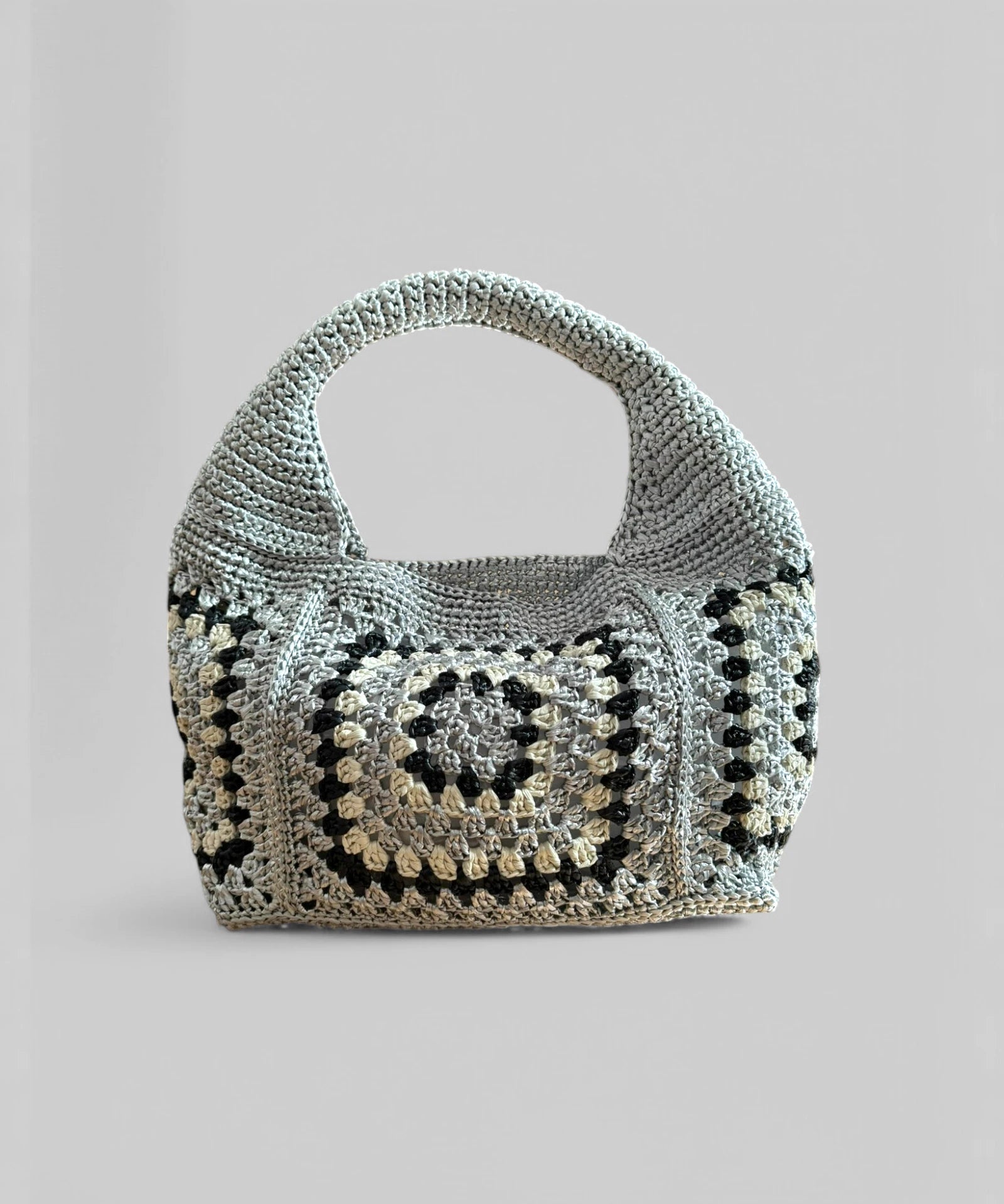 Bolso Granny Plateado en rafia de rayon