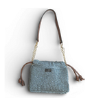 Detalle del tejido artesanal del bolso Copenhagen en color Plata