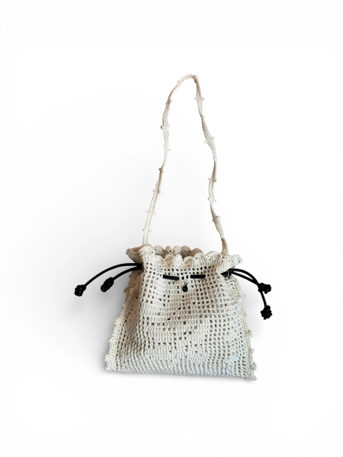 Bolso artesanal de crochet en tono crudo colección SS2026 Ropa Blanca