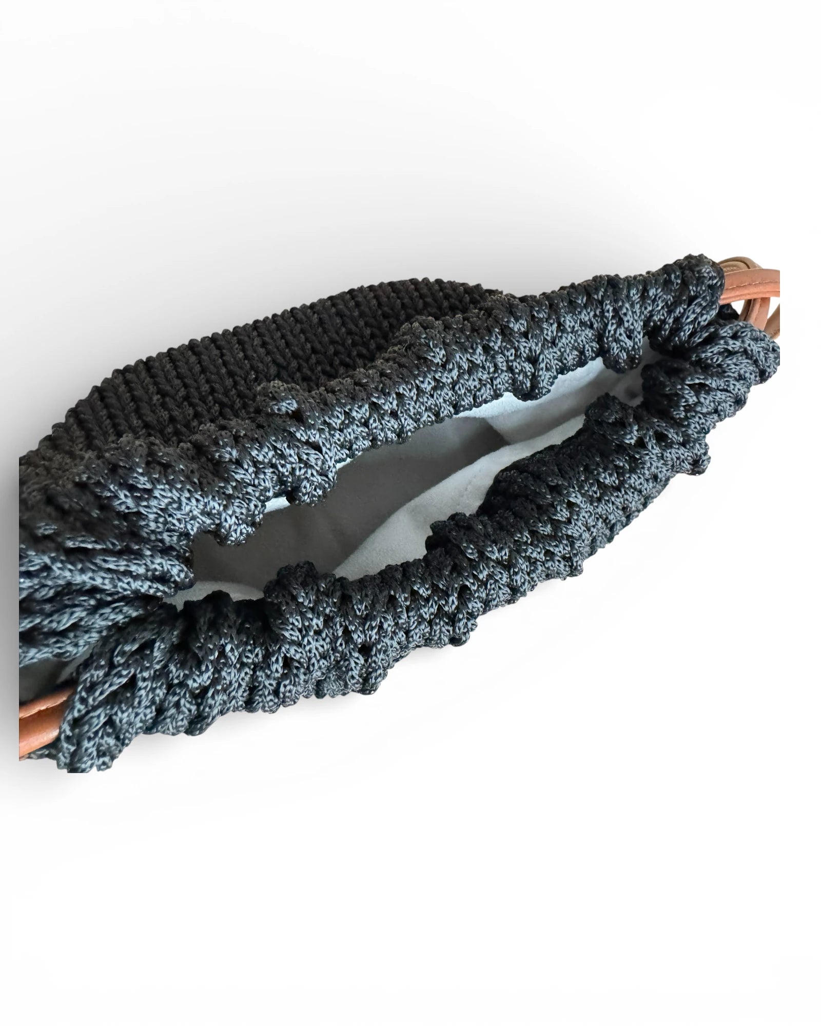 Interior del bolso Copenhagen Negro con forro textil artesanal